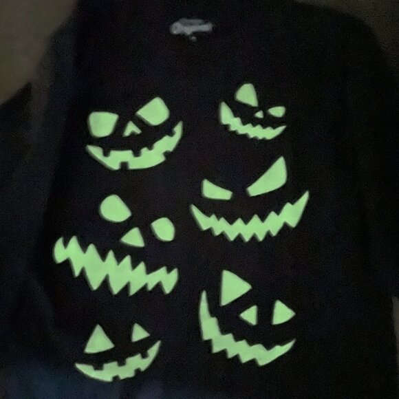 Kids Halloween t shirt Osh Kosh Original Size 7 Kids Unisex - Glow in the Dark - Picture 8 of 8